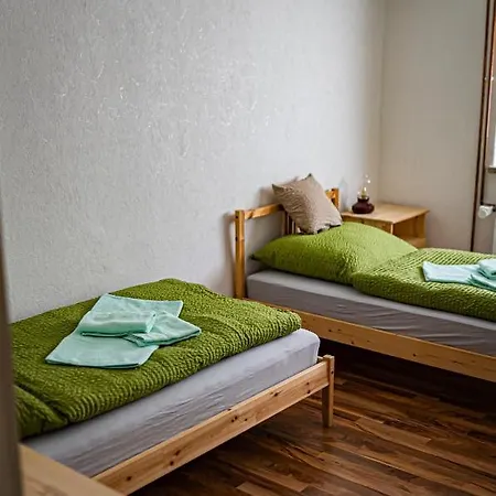 Zimmervermietung Familie Schuster *