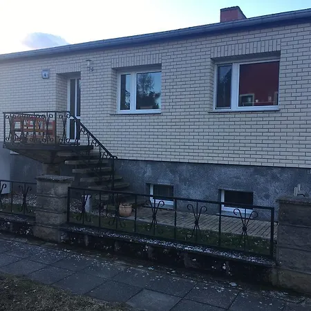 Проживание в семье Zimmervermietung Familie Schuster Wusterhausen